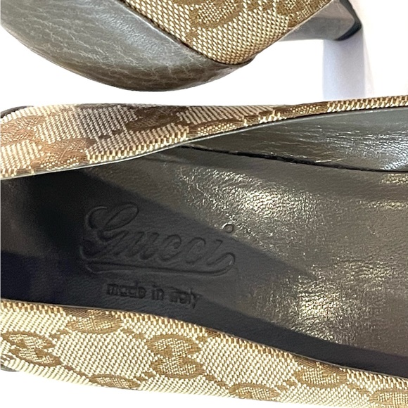 GUCCI Beige GG Canvas Horsebit Cap Toe Pumps Size Sz 38.5 - Picture 7 of 12